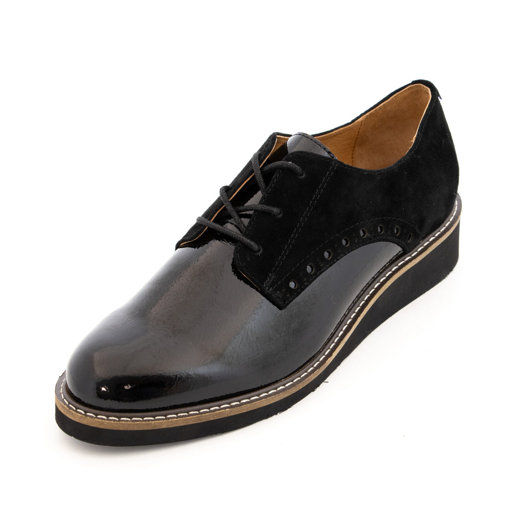 Chaussures Plates Femme Fugitive En Cuir Noir – Taille 38 – Neuves Avec étiquettes